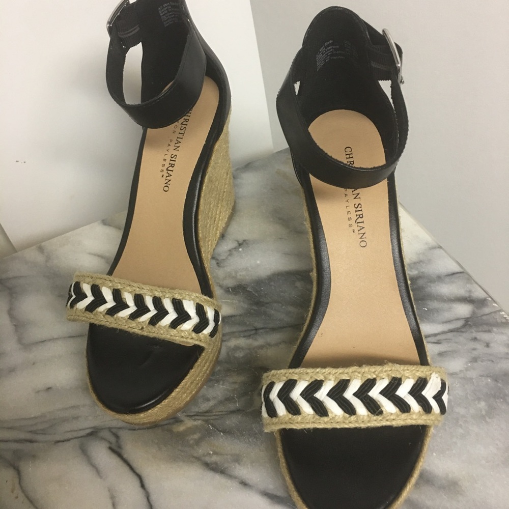 Black Wedges